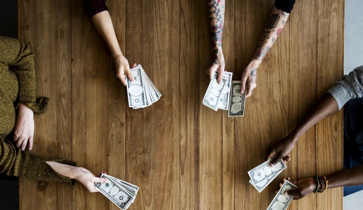 Cómo elegir la plataforma de crowdfunding ideal para tu proyecto